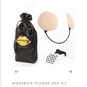 Misses Kissses Moderate Plunge Bra Kit